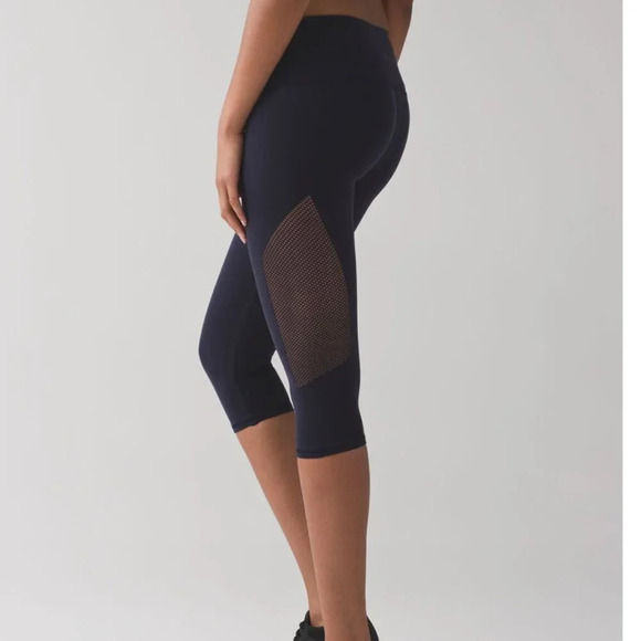 LULULEMON Reveal  Crop (15") Midnight Navy Size S - Picture 1 of 14